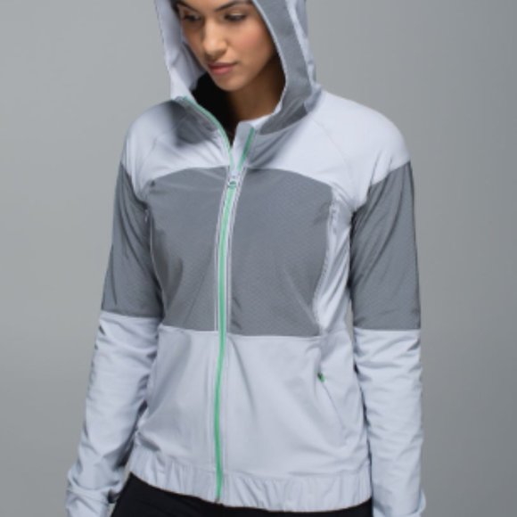 (2186) LULULEMON LIGHT SPEED JACKET Sz 6 ** Mild Flaw - Picture 4 of 15